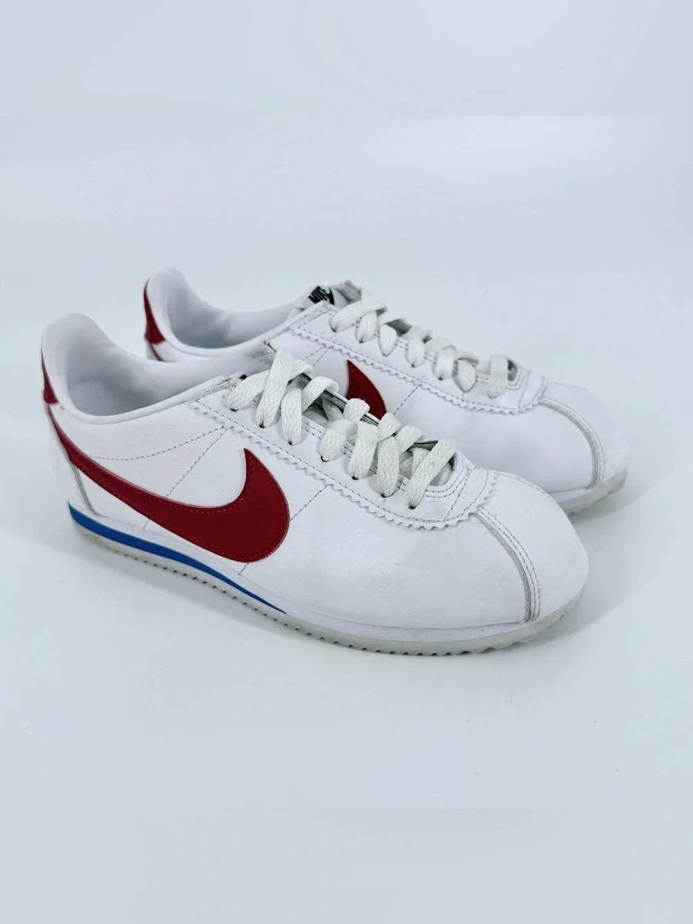 Nike Classic Cortez Sneakers Womens Size 6.5 White Leather Red Blue 807471 103